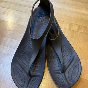 Crocs Espresso Sexi Flip, Size 9